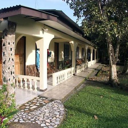Cabinas Smith Cahuita Rum bild