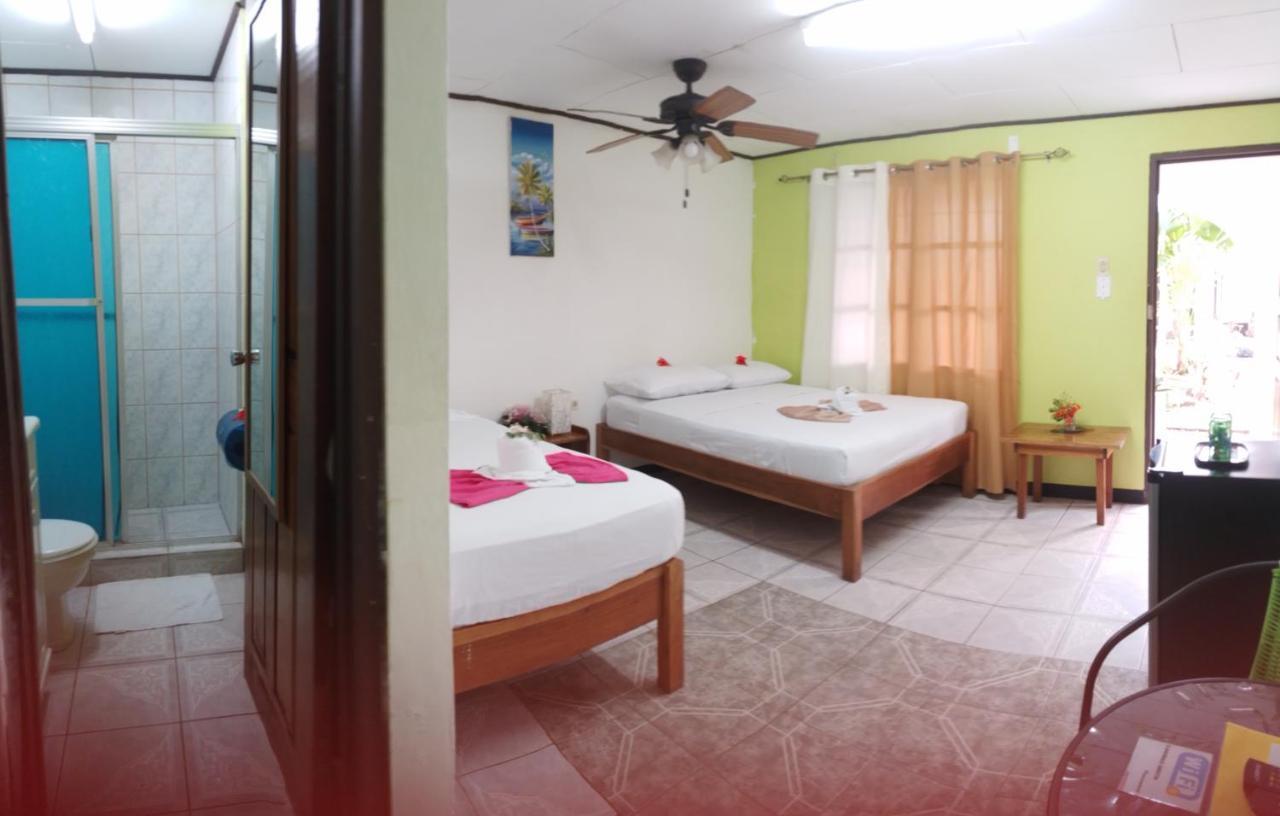Cabinas Smith Cahuita Exteriör bild