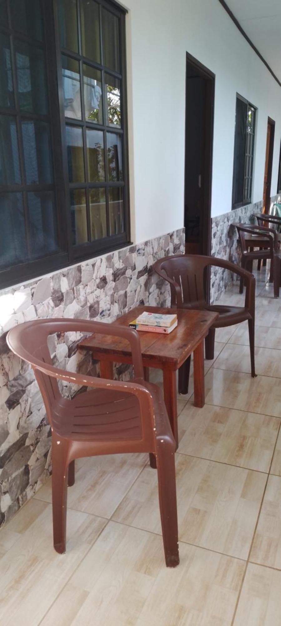 Cabinas Smith Cahuita Exteriör bild
